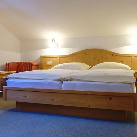 Wanderruh Guest house 3*